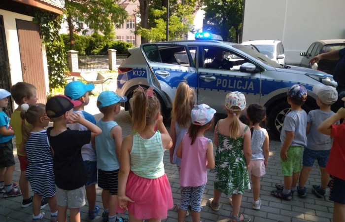 Wizyta Policjantów w Przedszkolu w Trzcianie