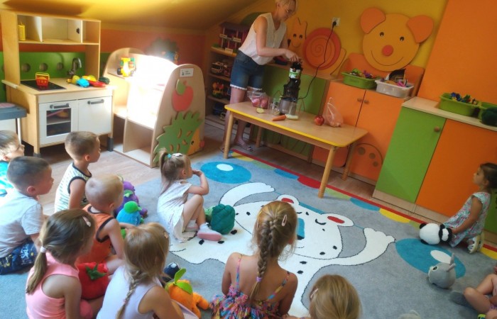 „Wakacyjna Kuchnia” w grupie Smerfy