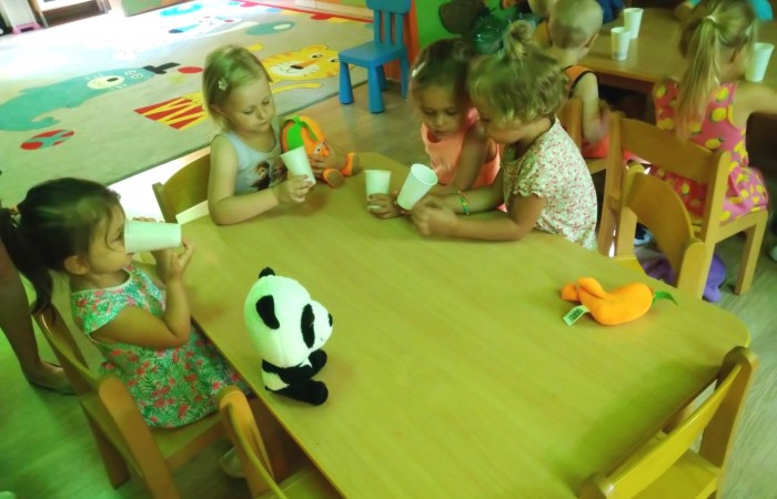 „Wakacyjna Kuchnia” w grupie Smerfy