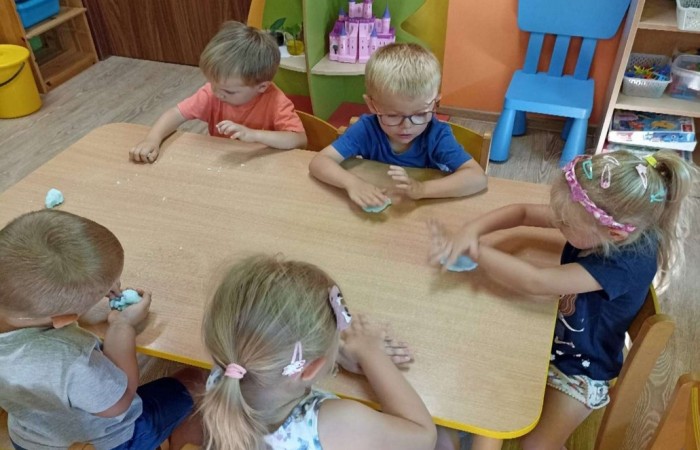 Mały naukowiec, Kino współczesne, Kino dawniej