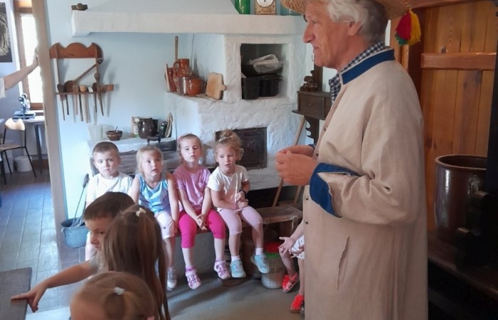 Wizyta w Regionalnym Domu Tradycji Ludowej w Trzcianie