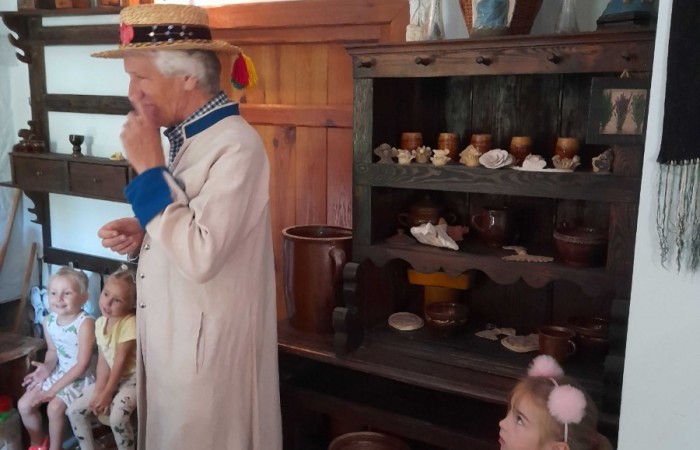 Wizyta w Regionalnym Domu Tradycji Ludowej w Trzcianie