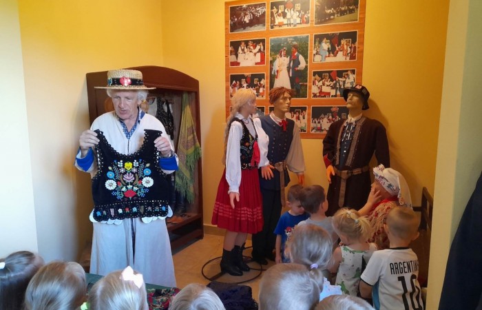 Wizyta w Regionalnym Domu Tradycji Ludowej w Trzcianie