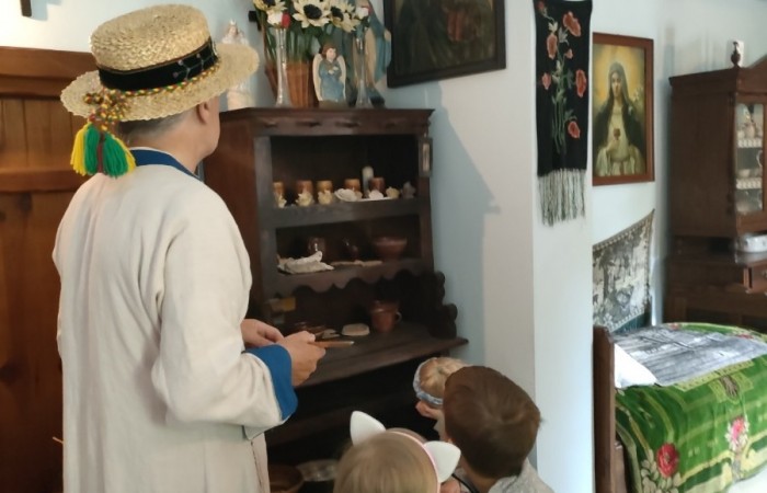 Wizyta w Regionalnym Domu Tradycji Ludowej w Trzcianie