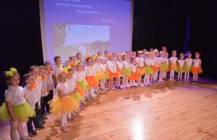 Zakończenia roku szkolnego 2021/21 - roku w cieniu pandemii i wojny w Ukrainie