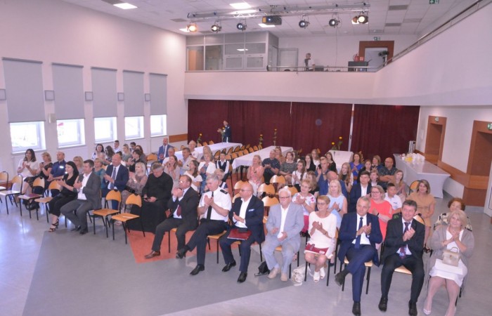 Zakończenia roku szkolnego 2021/21 - roku w cieniu pandemii i wojny w Ukrainie