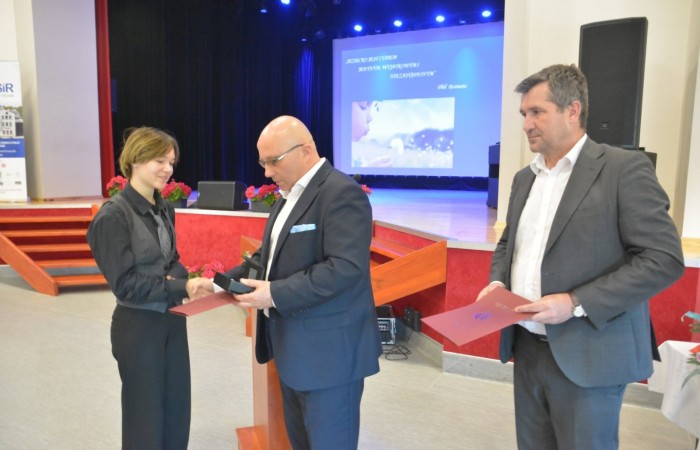 Zakończenia roku szkolnego 2021/21 - roku w cieniu pandemii i wojny w Ukrainie