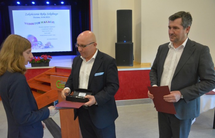 Zakończenia roku szkolnego 2021/21 - roku w cieniu pandemii i wojny w Ukrainie