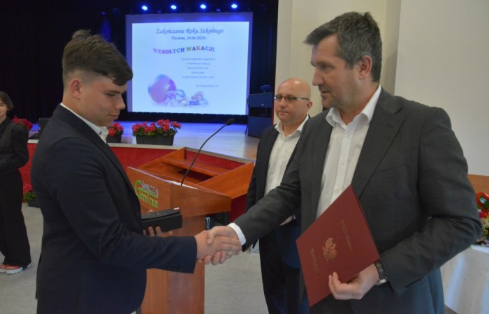 Zakończenia roku szkolnego 2021/21 - roku w cieniu pandemii i wojny w Ukrainie