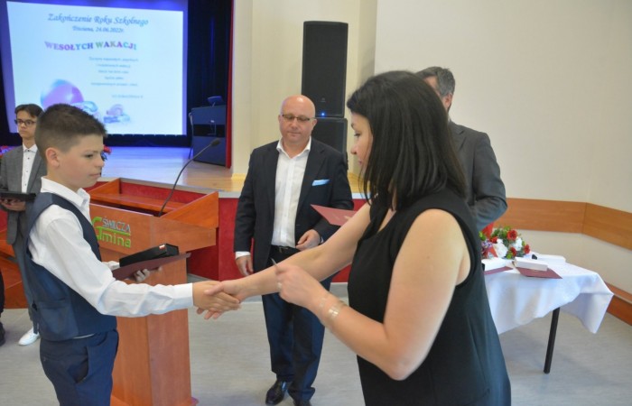 Zakończenia roku szkolnego 2021/21 - roku w cieniu pandemii i wojny w Ukrainie