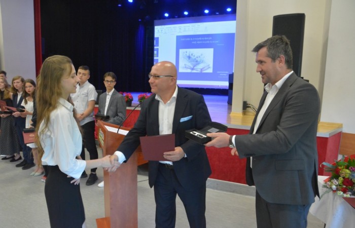 Zakończenia roku szkolnego 2021/21 - roku w cieniu pandemii i wojny w Ukrainie