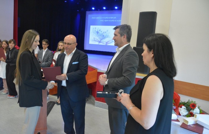 Zakończenia roku szkolnego 2021/21 - roku w cieniu pandemii i wojny w Ukrainie