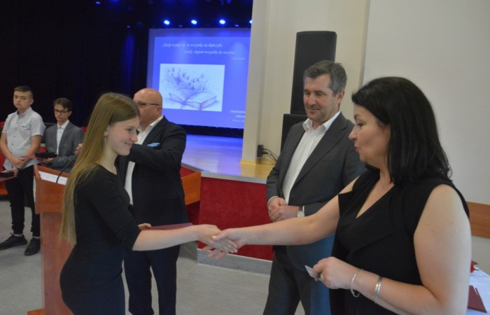 Zakończenia roku szkolnego 2021/21 - roku w cieniu pandemii i wojny w Ukrainie