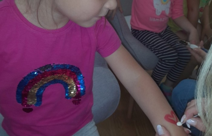 Wakacyjna wizyta przedszkolaków w Bibliotece