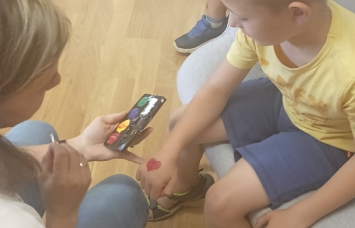 Wakacyjna wizyta przedszkolaków w Bibliotece