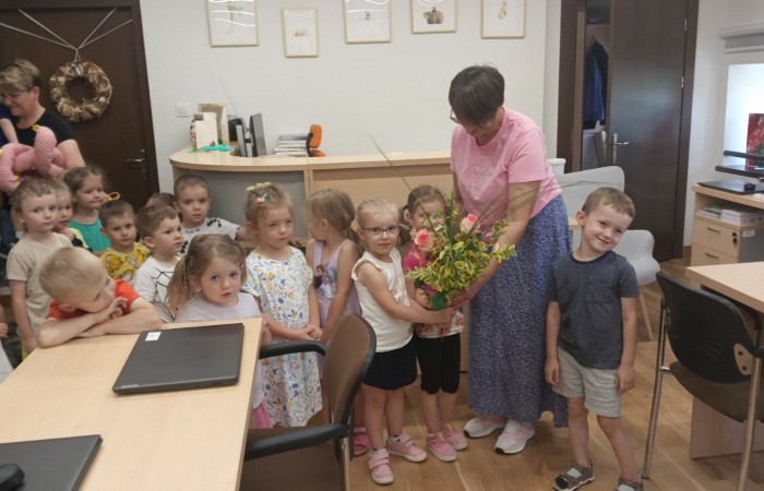 „Słoneczka” w bibliotece
